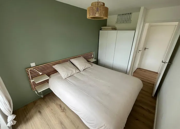 Bel Appartement T2 Avec Terrasse